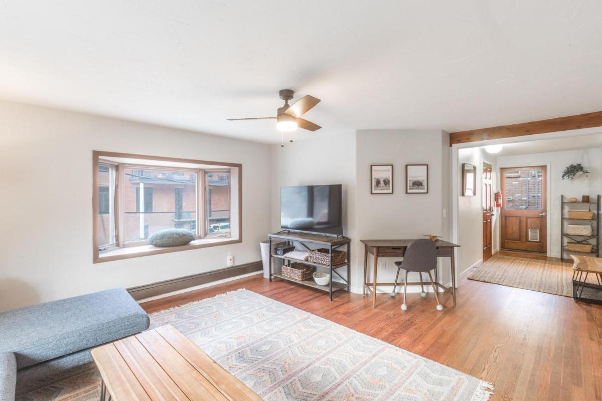 225 6th Avenue Unit 3 - Housity