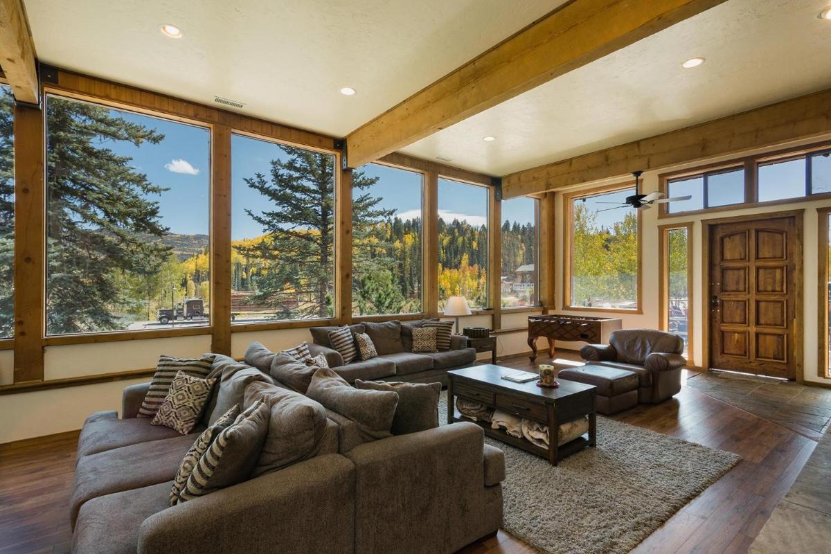 49617 HWY 550 Inn 3 Bed Listing - Housity