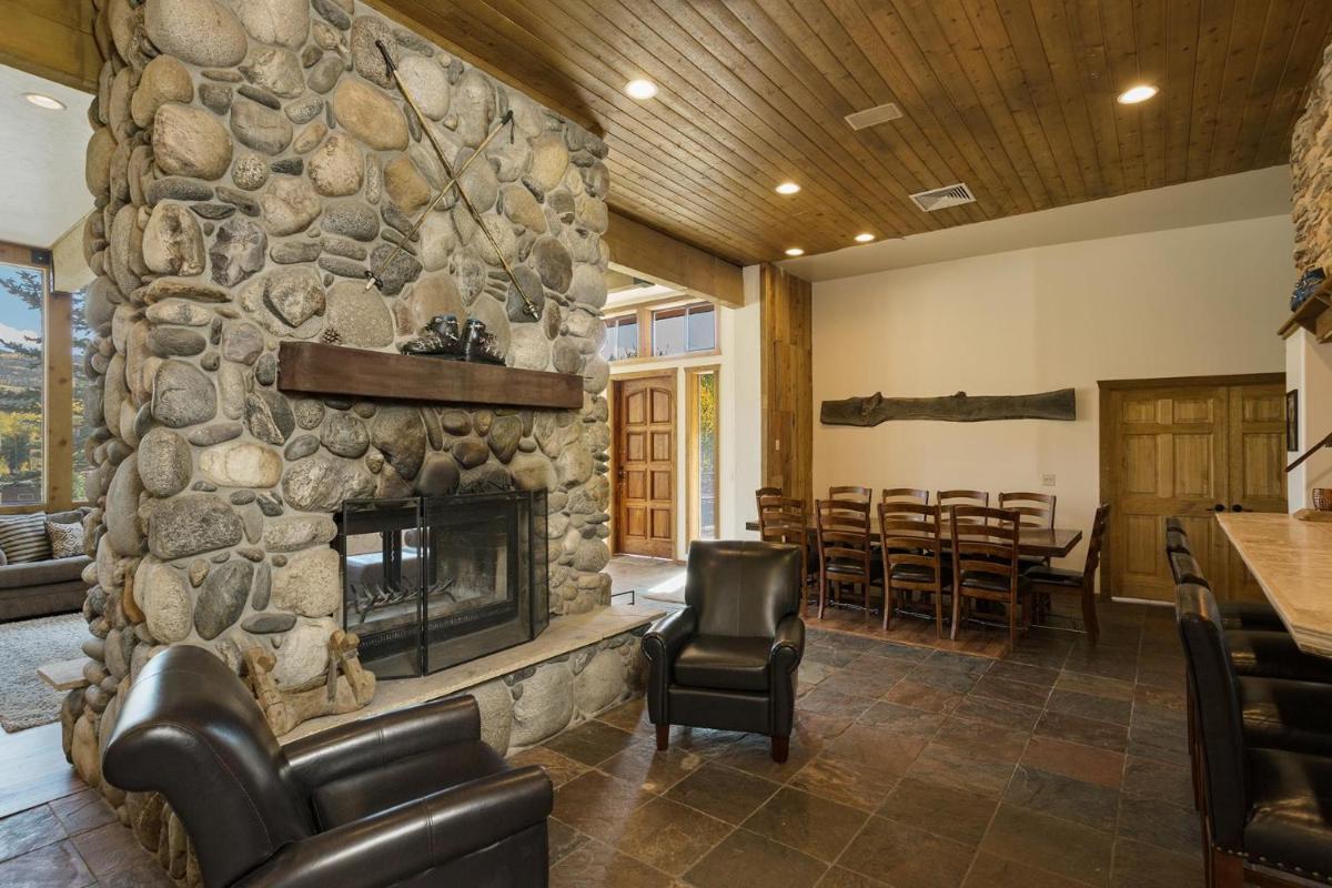 49617 HWY 550 Inn 3 Bed Listing - Housity