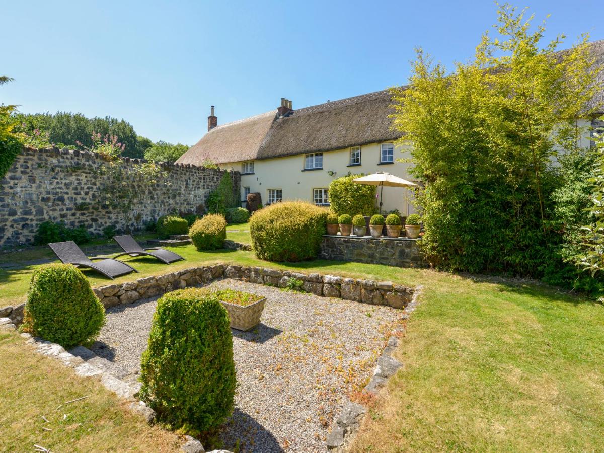Michaelmas Cottage - Housity