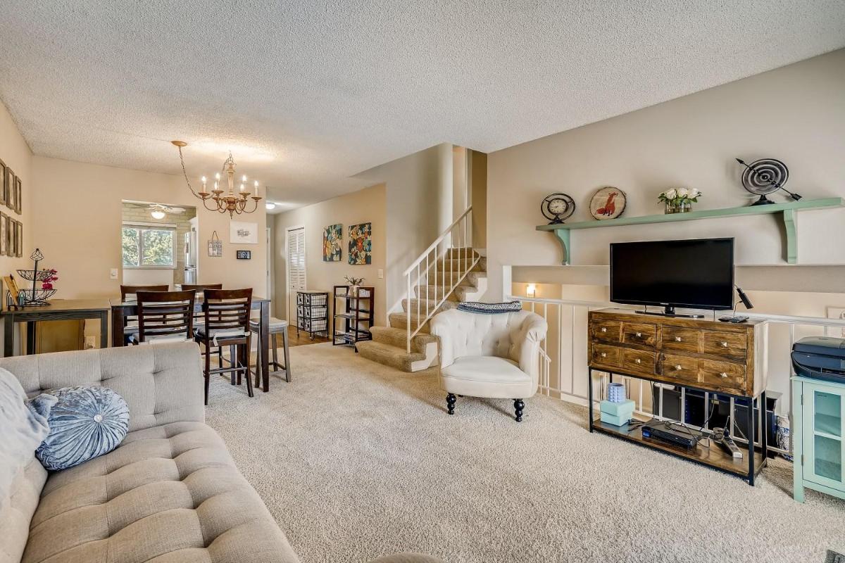 5711 w 92nd Ave - Housity