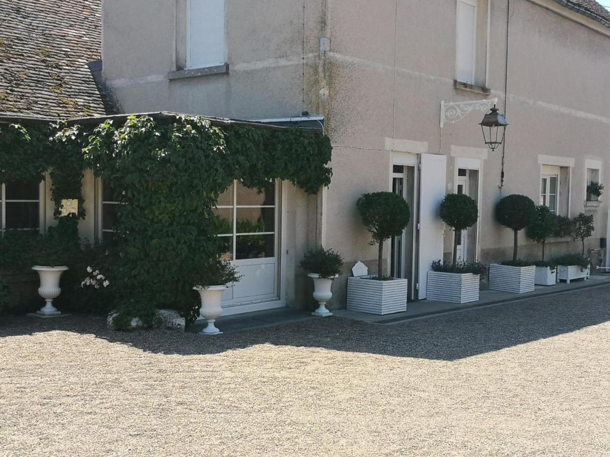 Gîte Mont-prés-Chambord, 5 pièces, 13 personnes - FR-1-491-309 - Housity