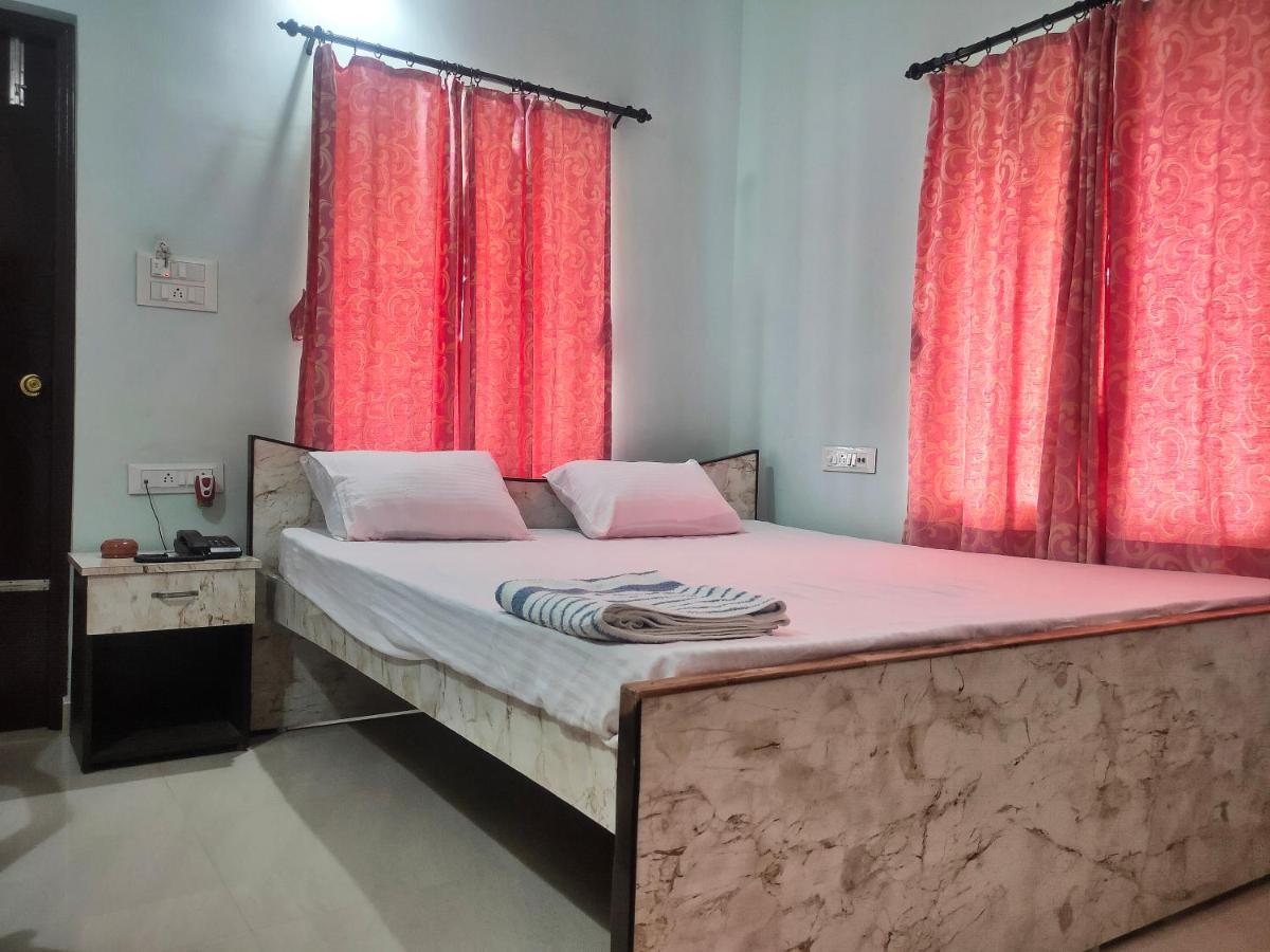 Niloy guest House - Housity