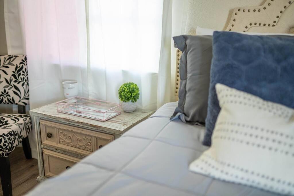 Mojave Diamond in the Rough! - Housity