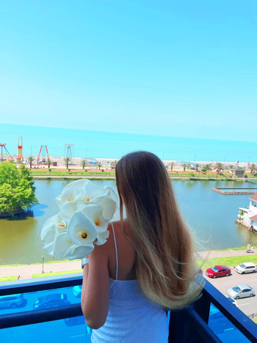 Orbi City Sea View - Housity
