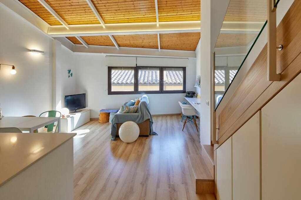 Apartamento dúplex Rei Martí Girona - Housity