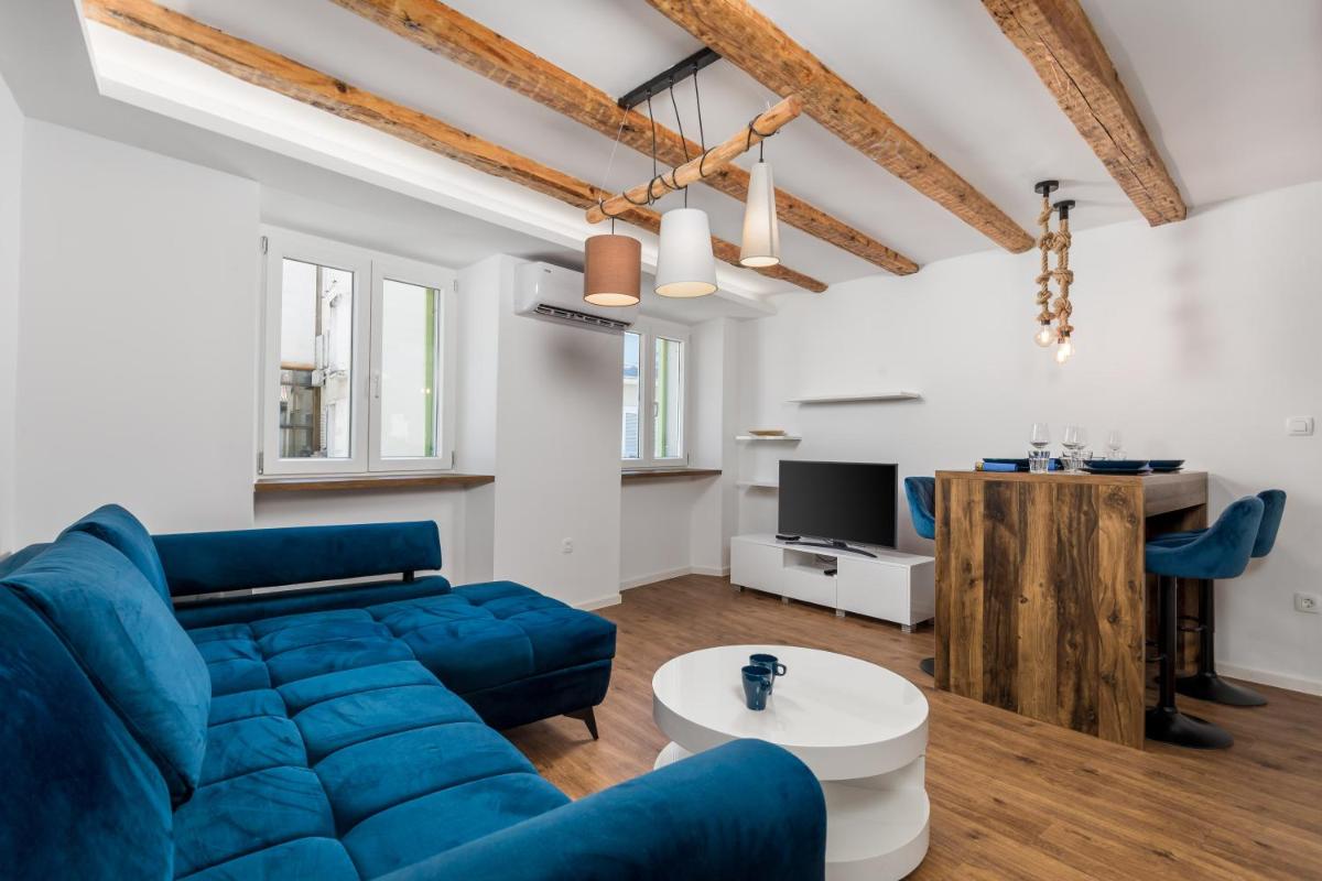 Central Apartments Dalmatina - Housity