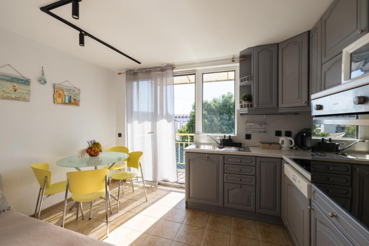 Promenade Rooftop Flat - Housity