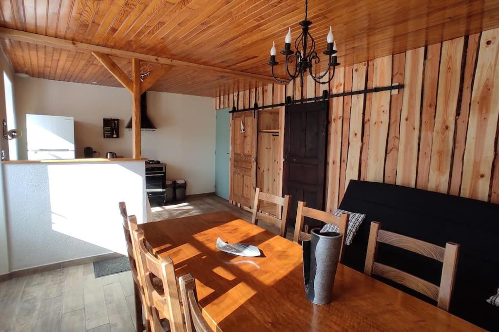 Gîte La Mathilde dans les Monts du Forez - Housity