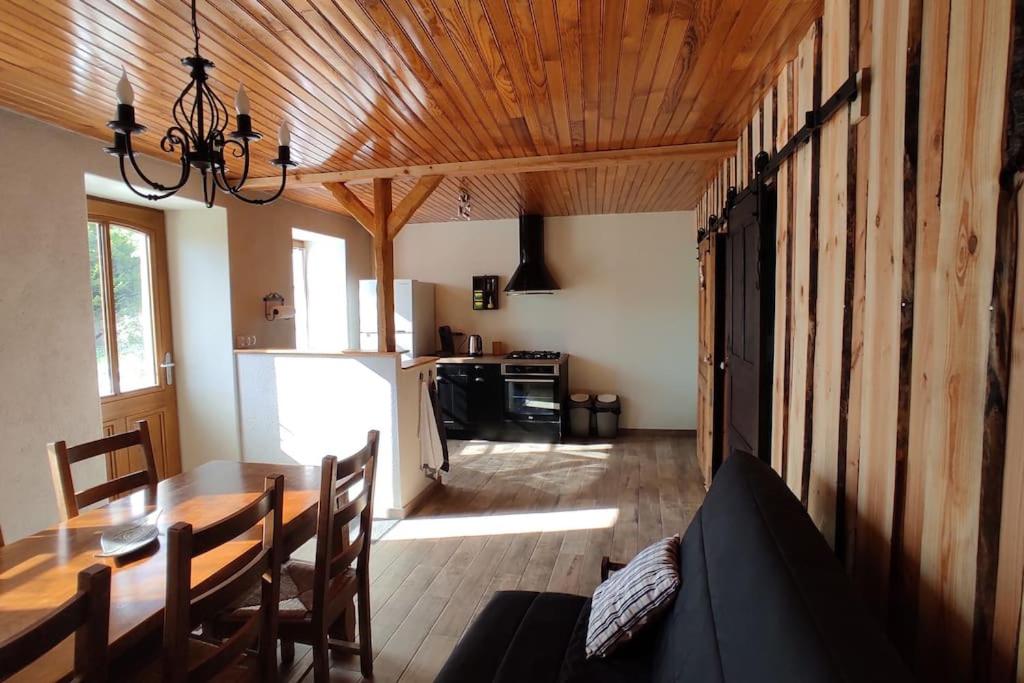 Gîte La Mathilde dans les Monts du Forez - Housity