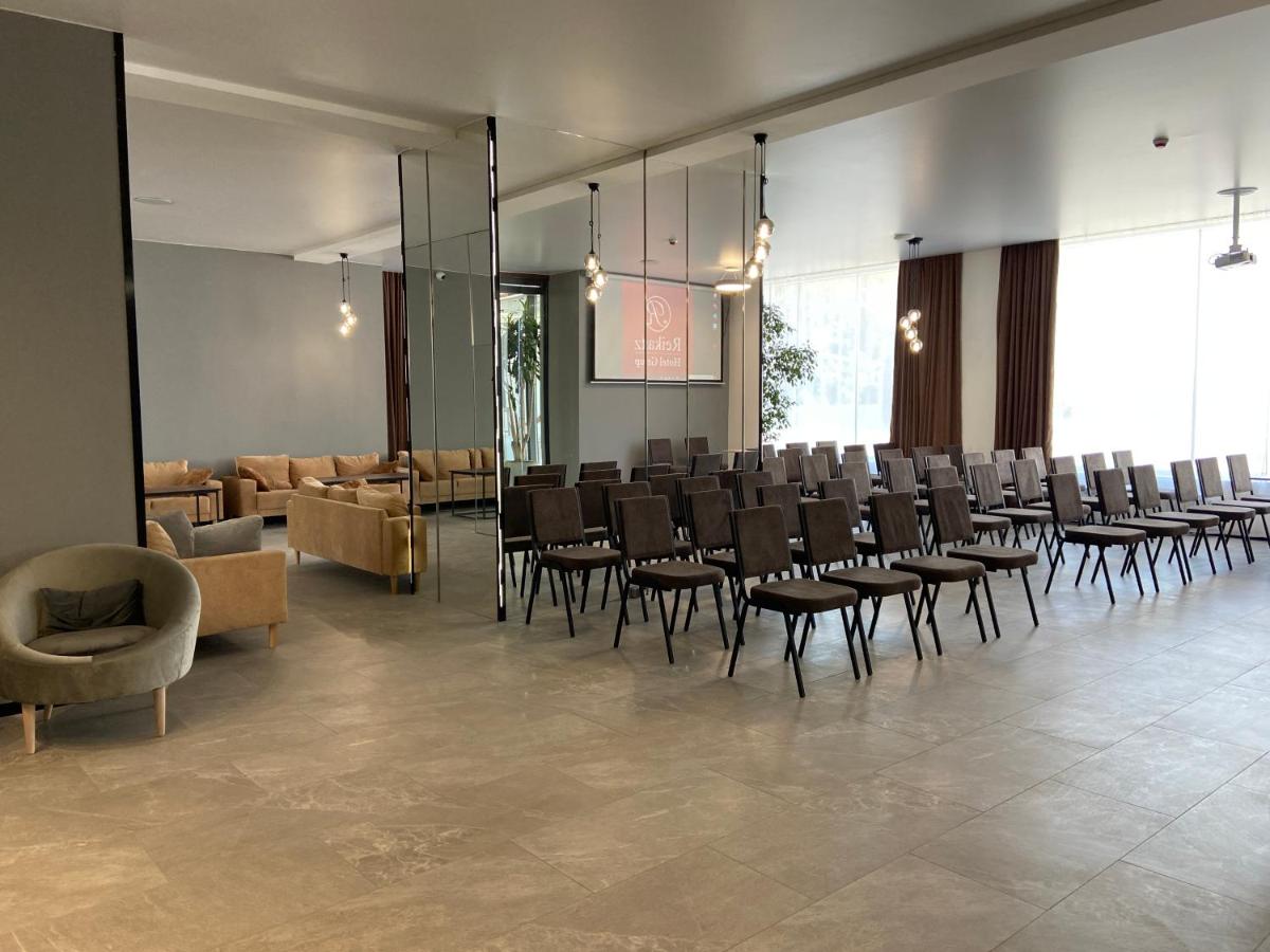 Optima Collection Kamianske - Housity