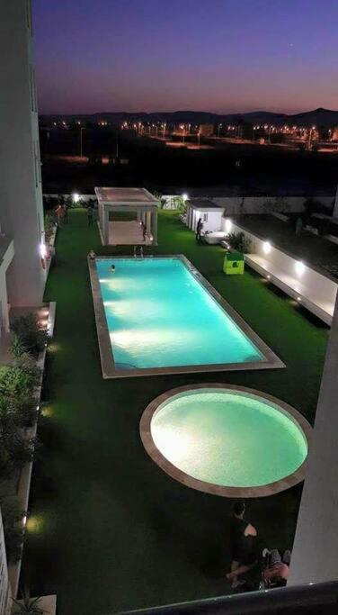 Suitetrails - Appartement 1ch Romantique Vue sur Piscine