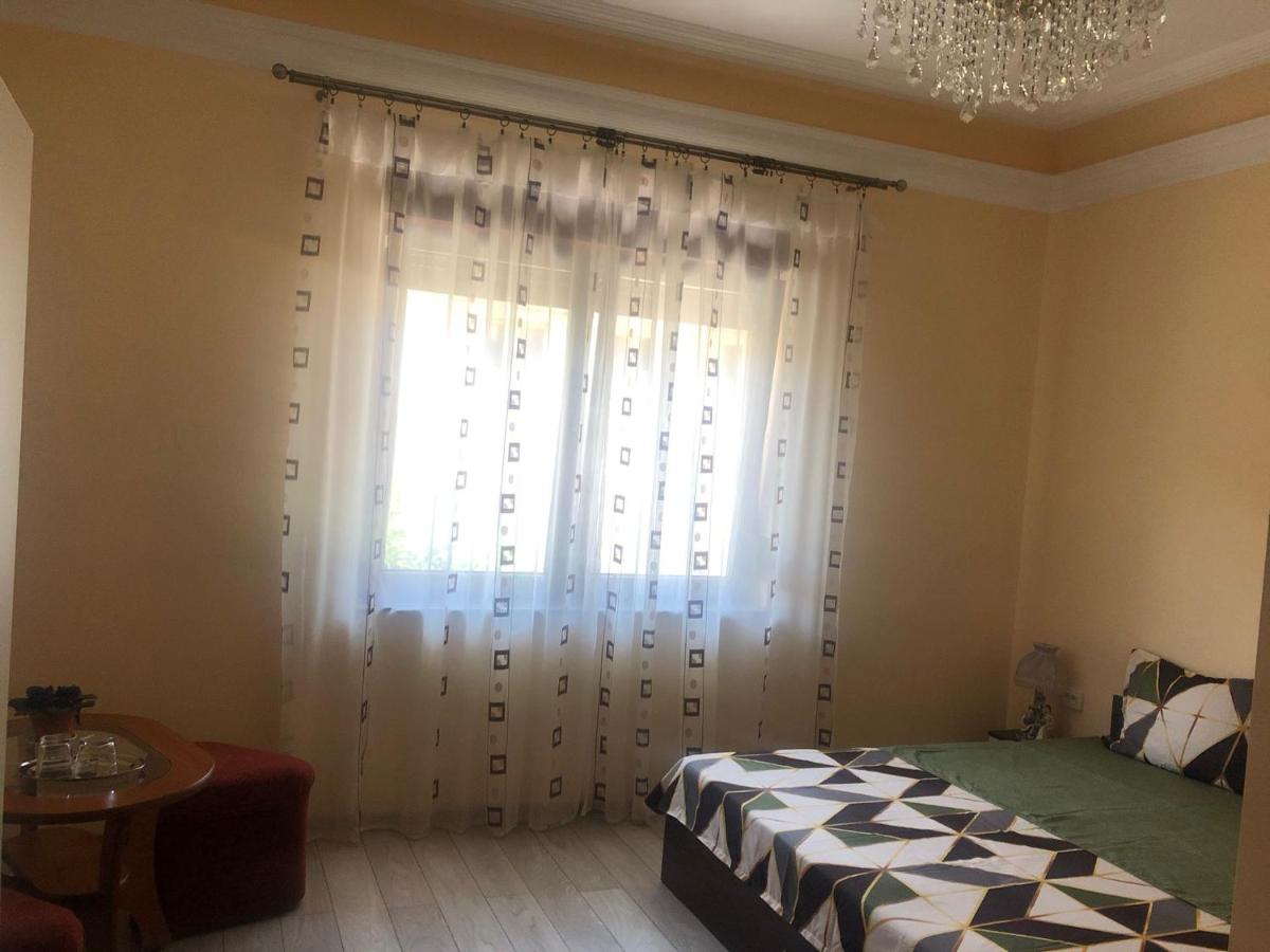 Casa Simionov - Housity
