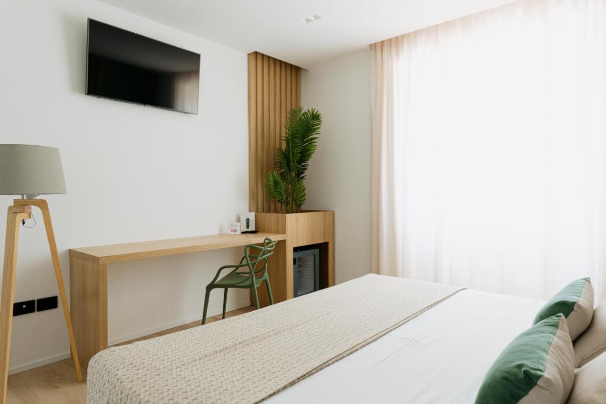 Plana Hotel - Hizvo