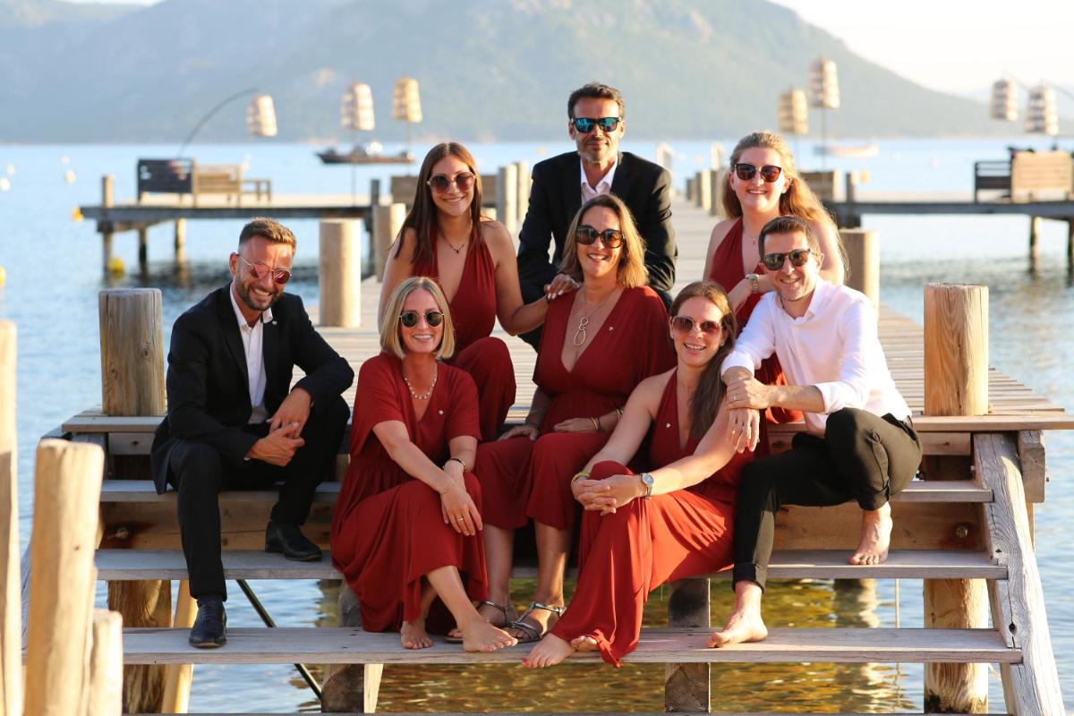 Clients de l'établissement Grand Hôtel De Cala Rossa & Spa Nucca