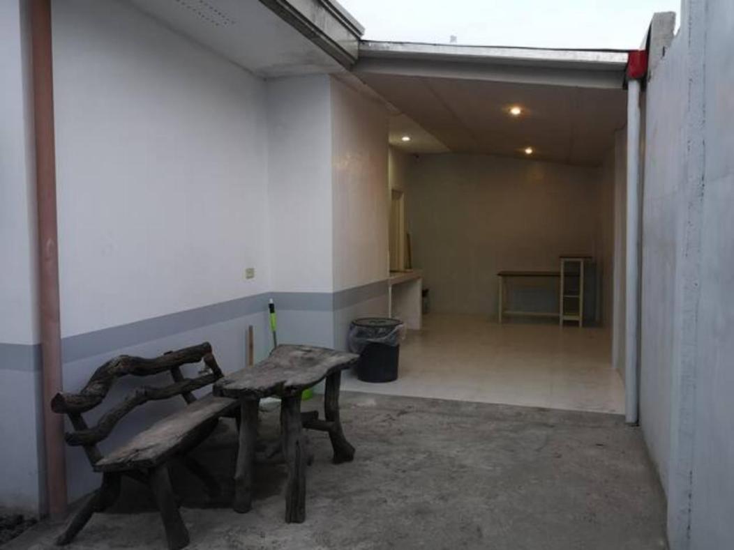 MC residence 5 w/ Netflix,100Mbps Wifi, hot shower - Housity