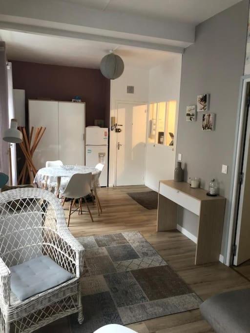 Lagarde - proche gare et centre ville 4 pers - Housity