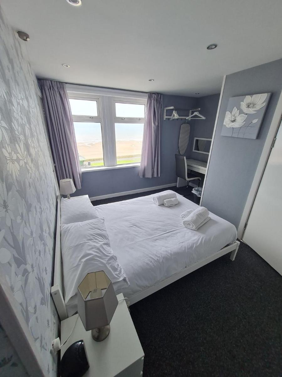Queens Plaza Hotel - Housity