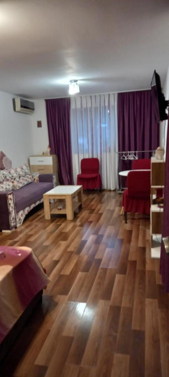 Strada Banu Mihalcea Nr. 150 - Housity