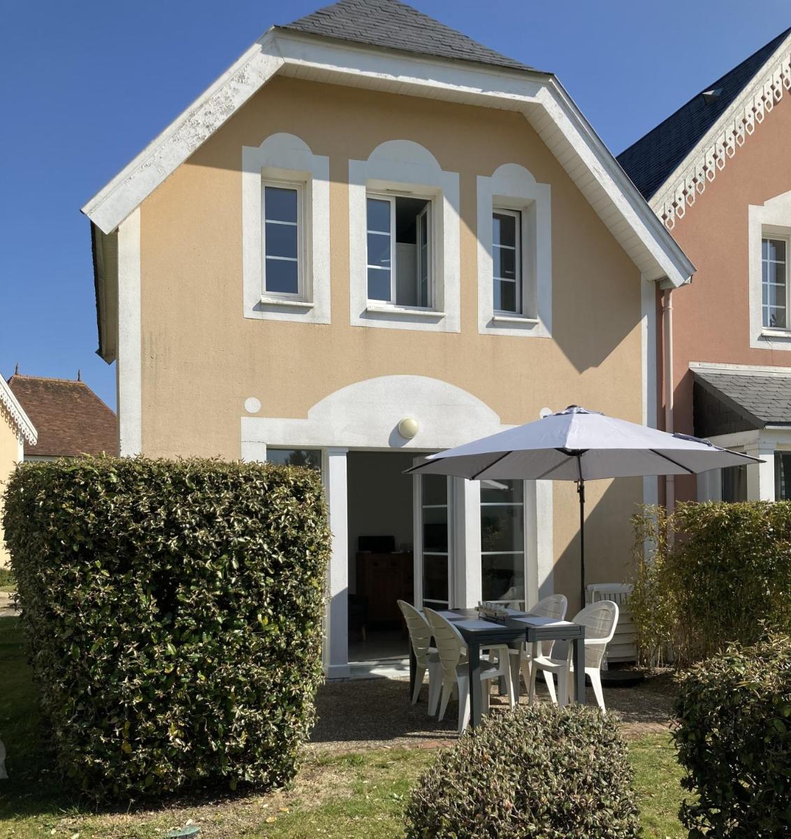 PAVILLON sur domaine PIERRE & VACANCE - Housity