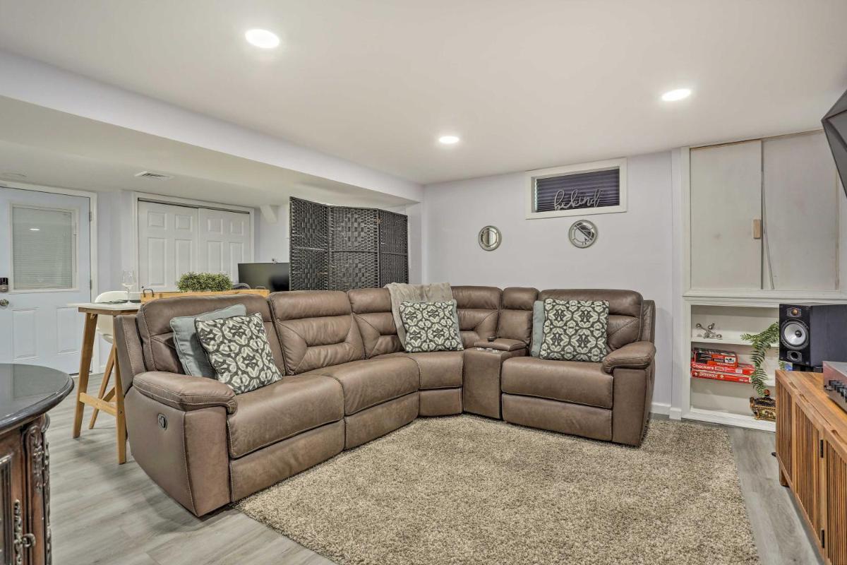 Saddle Brook Studio with Patio - Near NYC! - Housity
