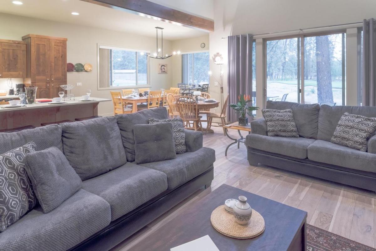 Pine Post Lodge - Housity