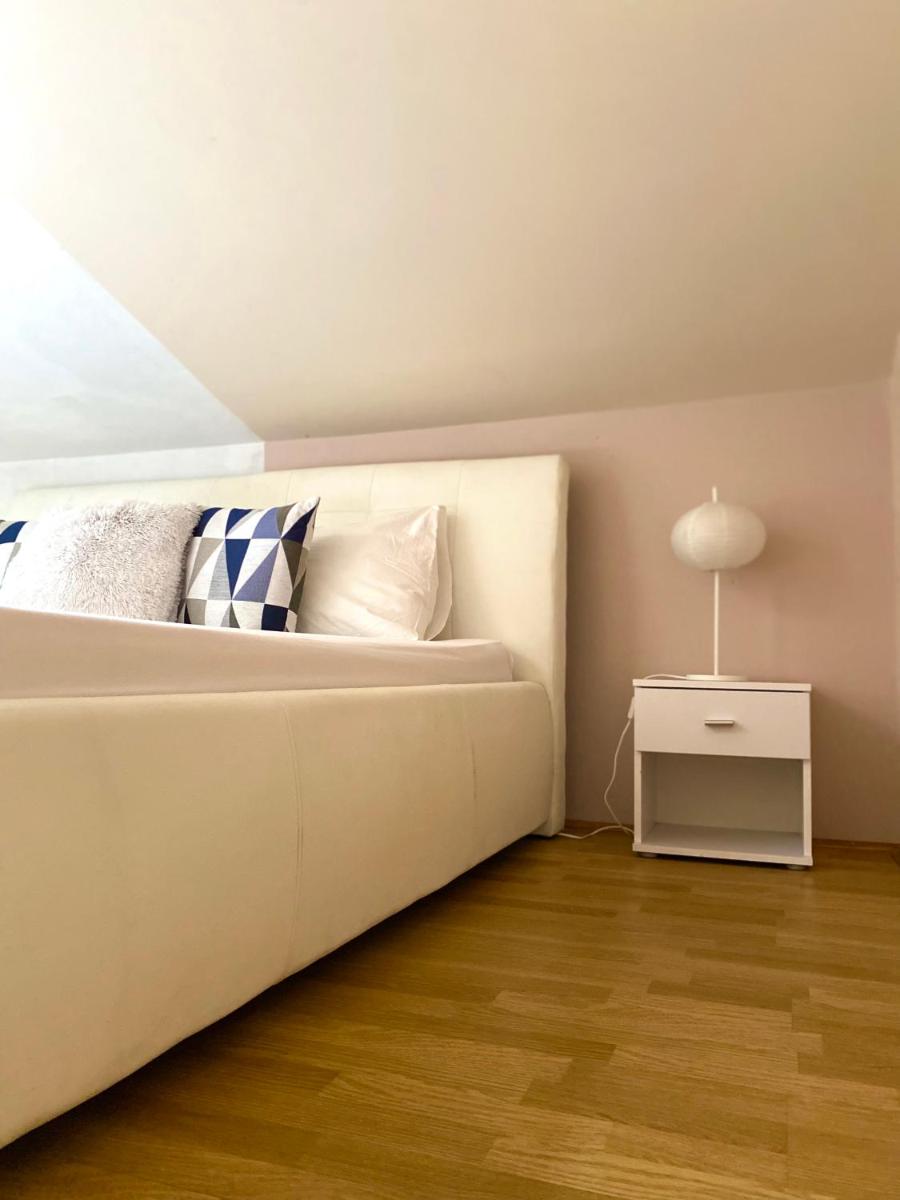 Apartman Bistro More, Drage - Housity