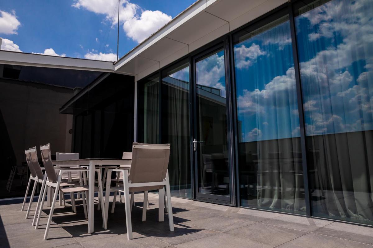 Novum Aparthotel - Housity