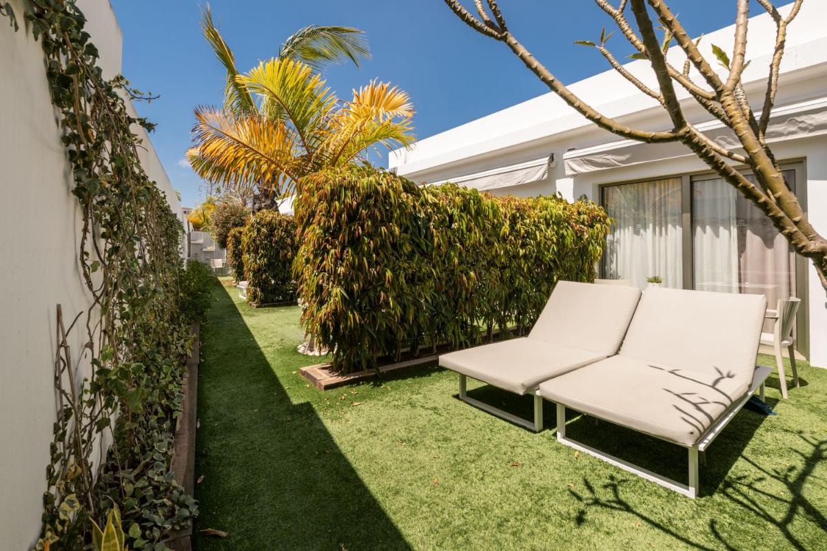 Jardín al aire libre en Silvi Villas by TAM Resorts