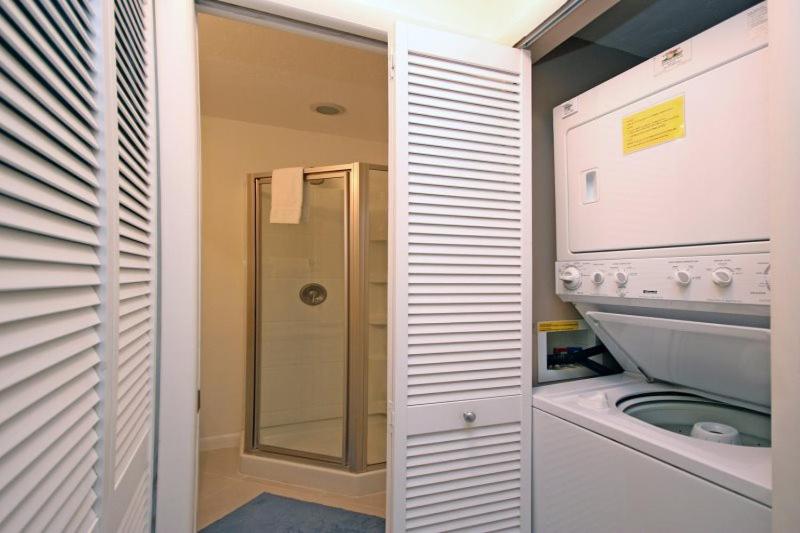 Sanibel Arms D1 - Housity