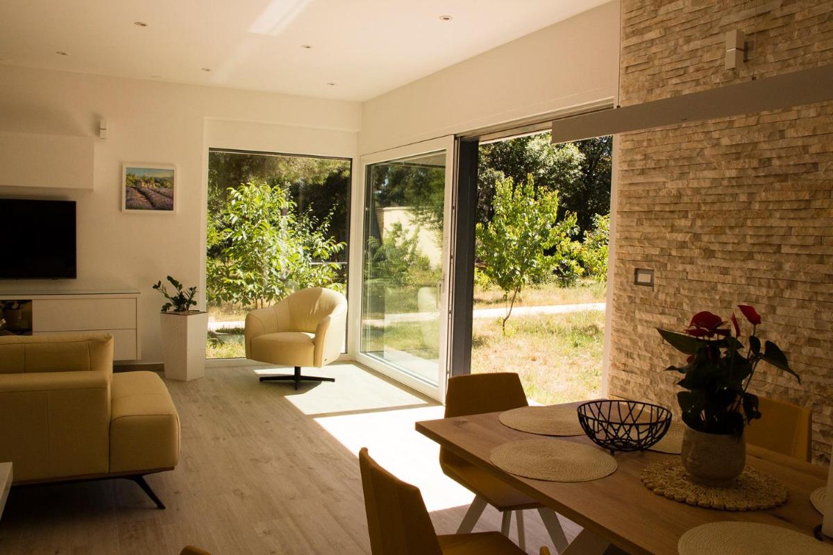 Villa Rosemary Park - Housity