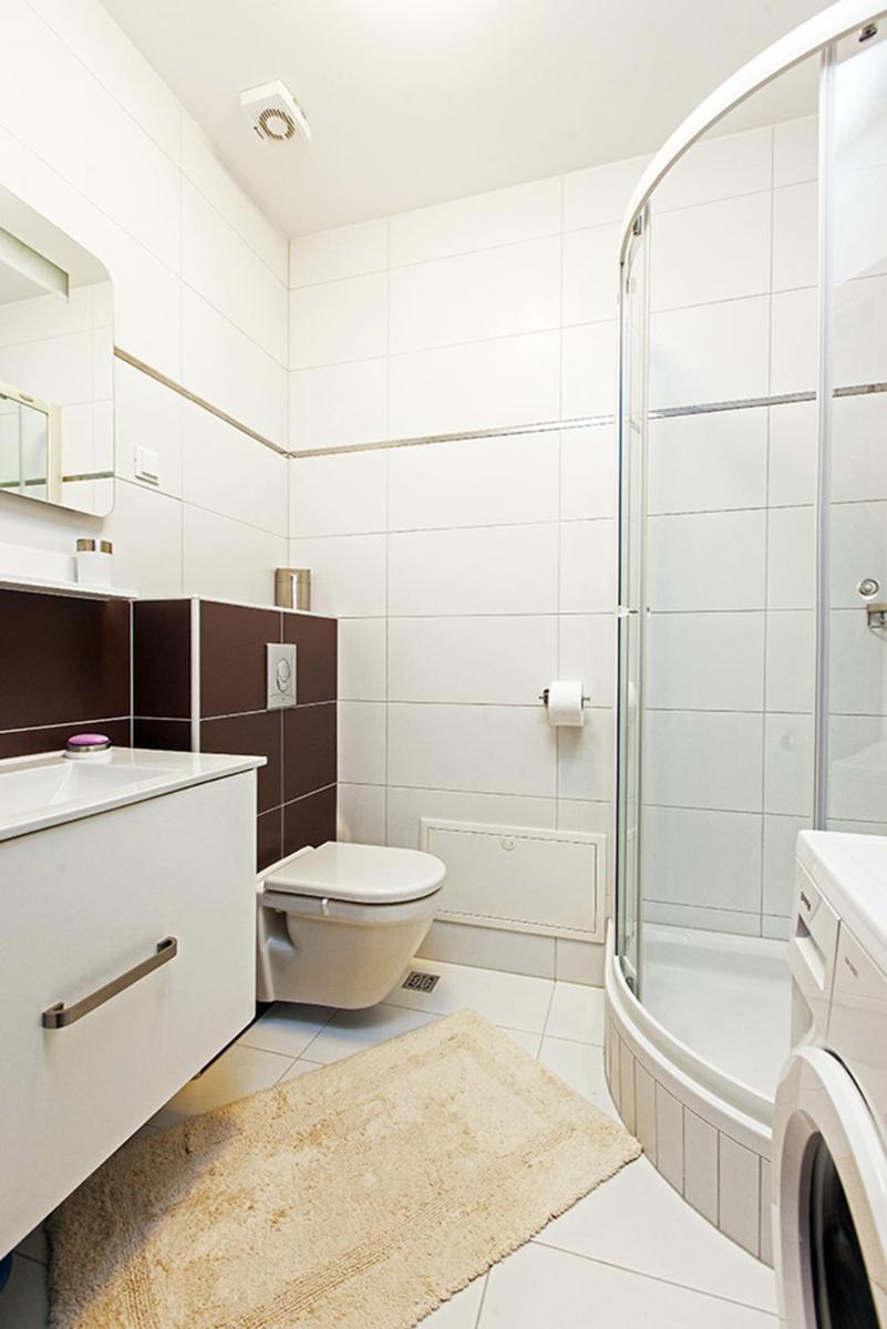 Apartment Makarska FREE BEACH PARKING - Housity