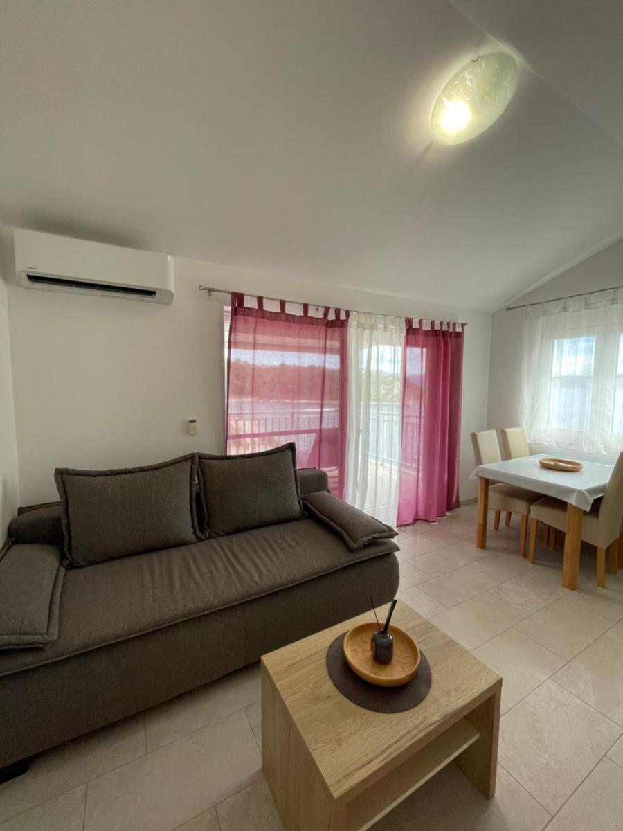 Apartmani Lela - Housity