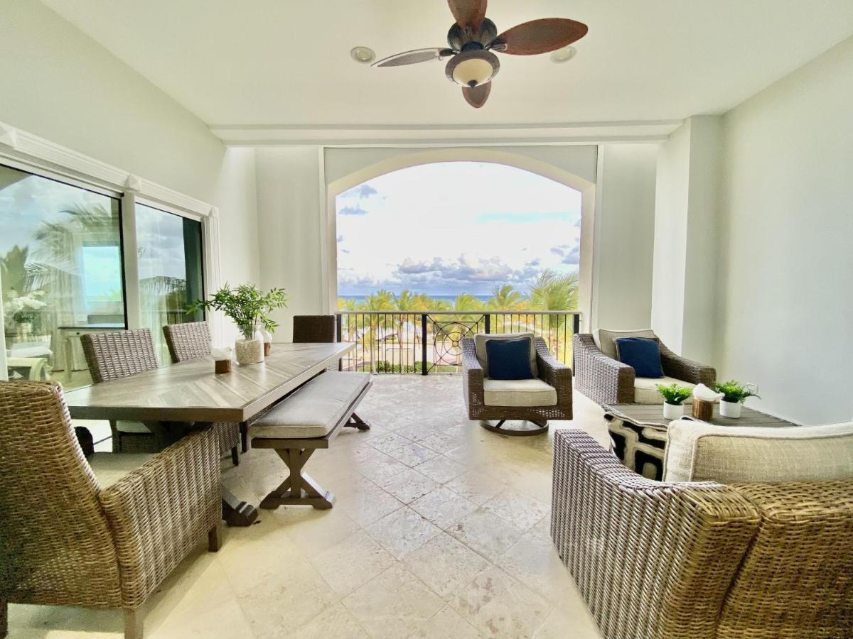 Amazing Beachfront Condo Cap Cana, Punta Cana - Hizvo
