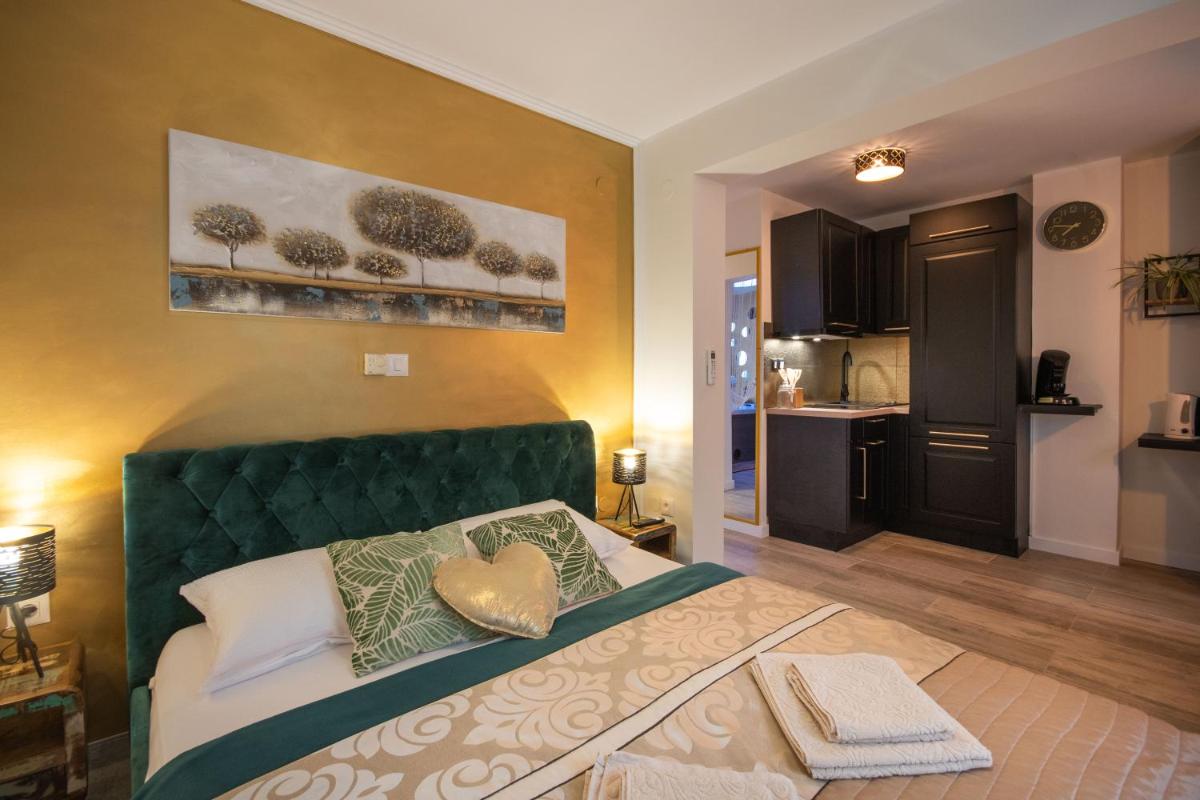 Wellness Studio D'Or - Exclusive NEW apartment With whirlpool, sauna, sunny terrace, private parking - Hizvo