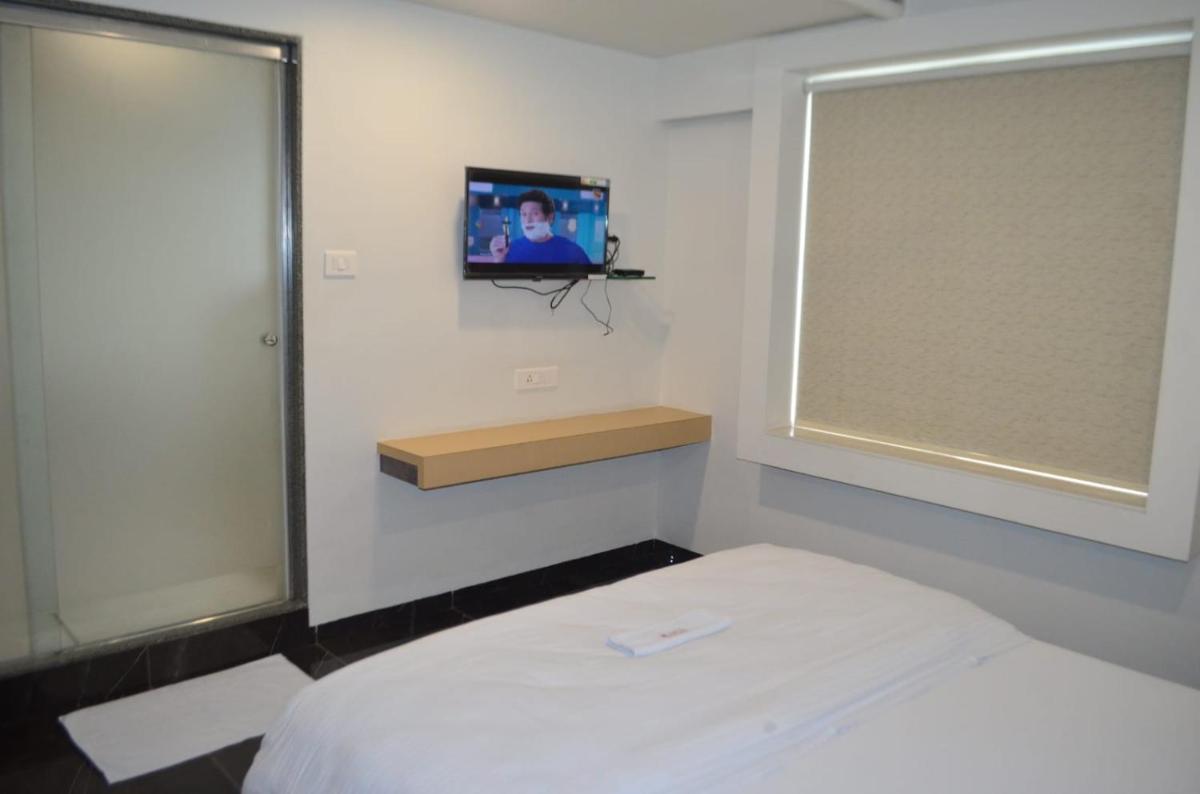 Hotel O2 Sangli - Housity