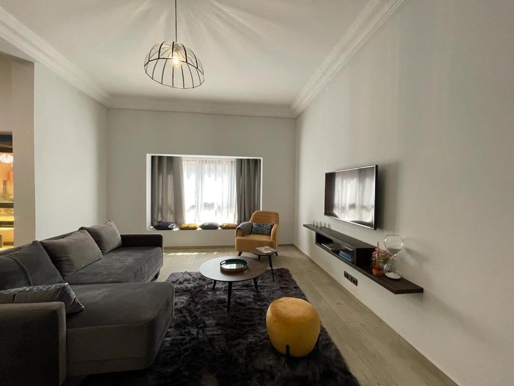 BLU Apartments - Hizvo