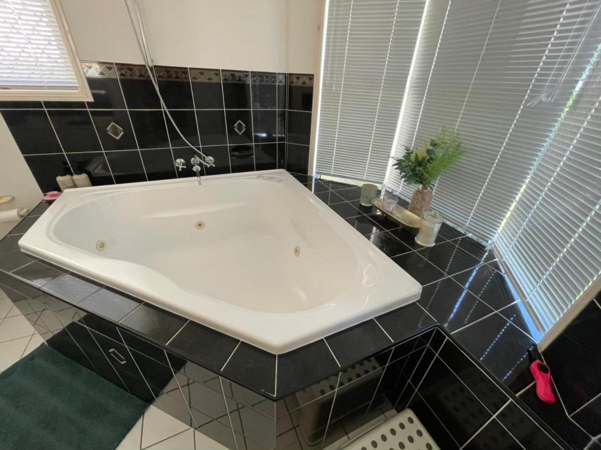 Chill Lux SPA Unit - Housity