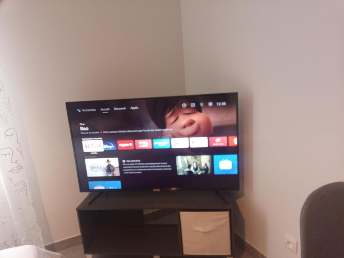 Studio 005 - Housity