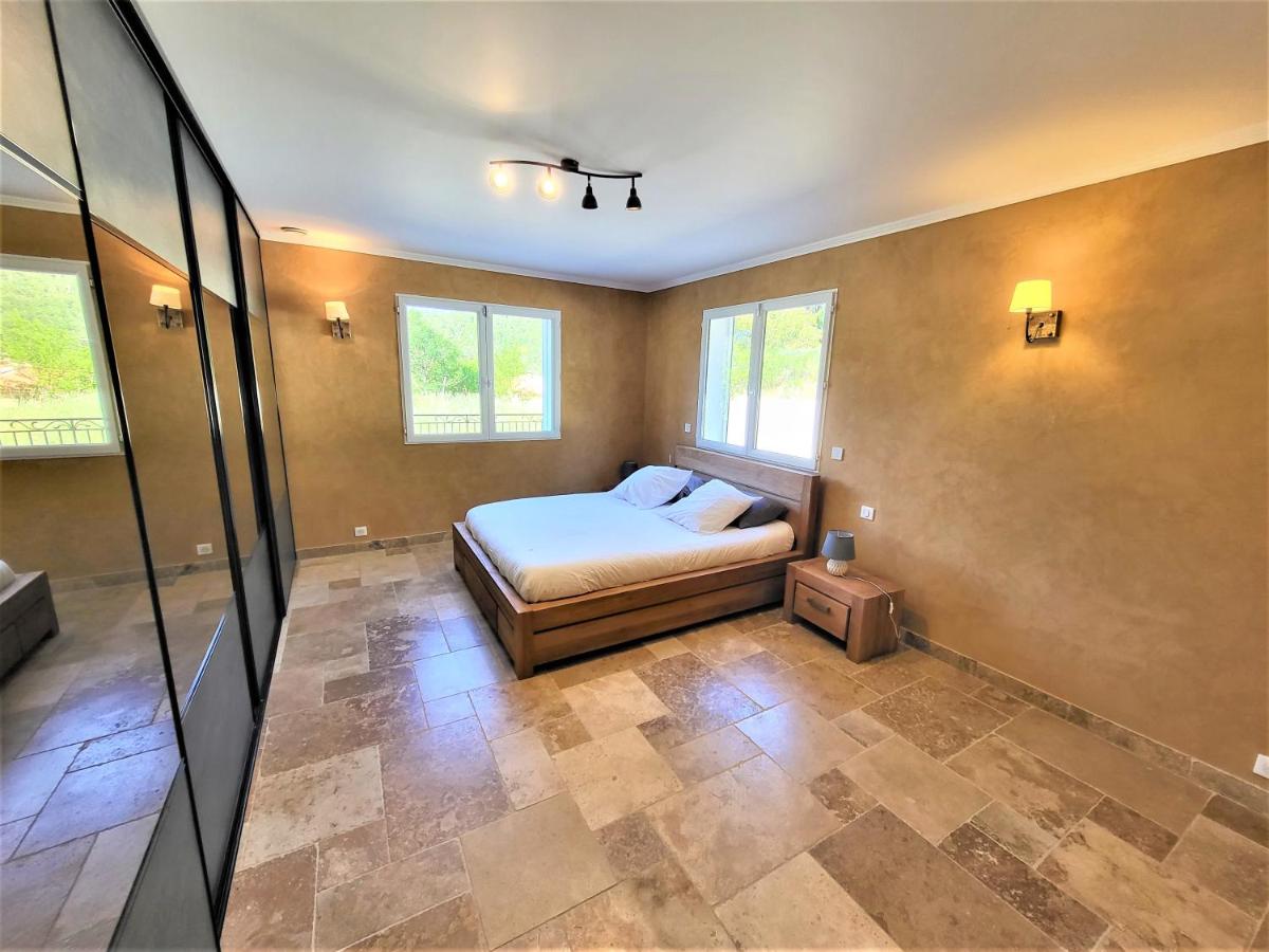 Villa avec piscine chauffée à l'année(Verdon/Golf) - Housity