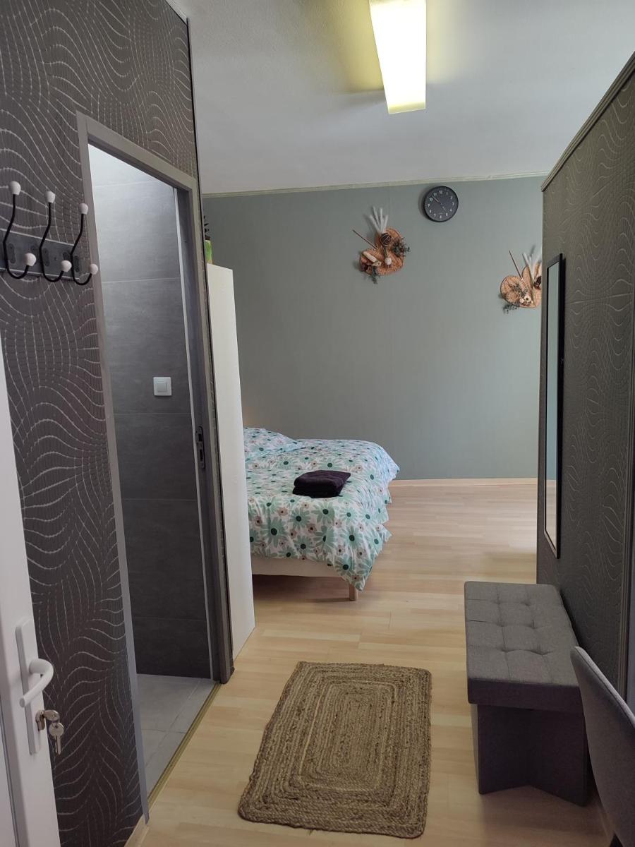 Studio indépendant accès direct autonome. - Housity
