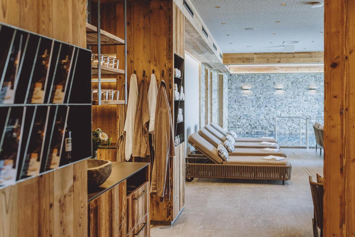 Chalet Village Zaglgut - Wellness - Panoramic View, Ski-in Ski-out to Kitzsteinhorn - Housity