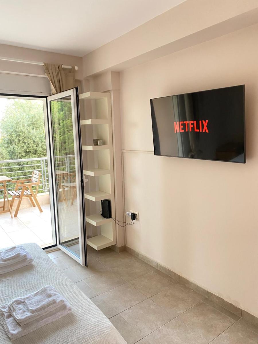 Seaside one-bedroom on Chalkis - Housity
