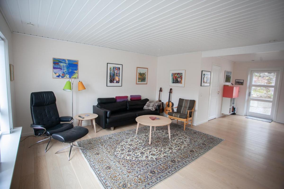 4 BR Townhouse / Walks / Museum - Housity