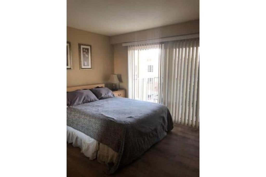 Private National City Condo - Housity