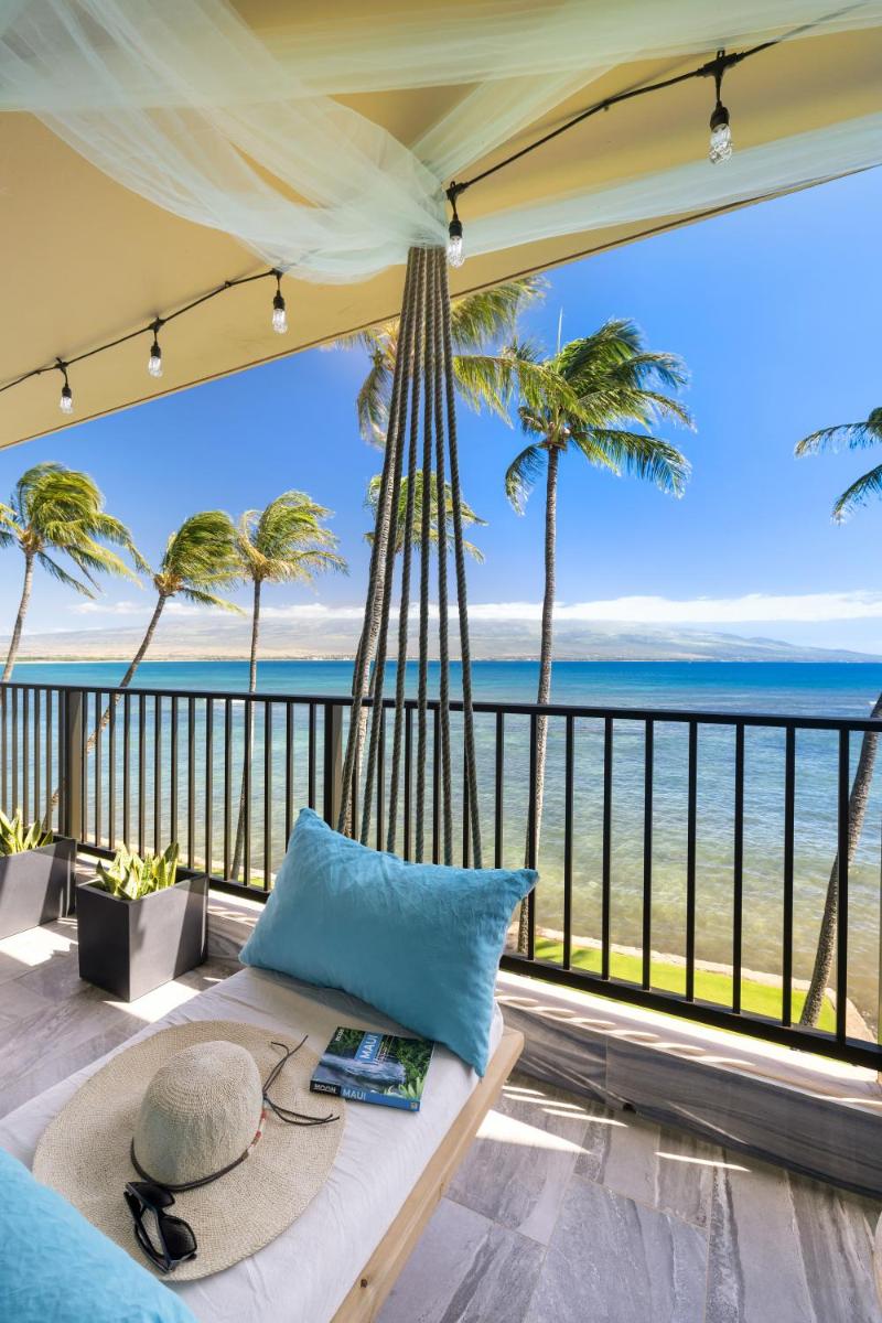 Spectacular luxury , modern oceanfront condo Maalaea-Kihei ,Maui - Housity