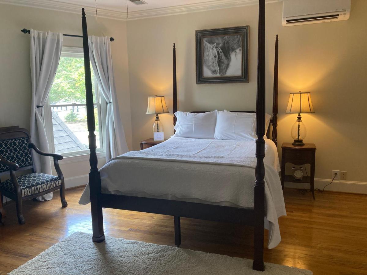 The 1425 Inn - Housity
