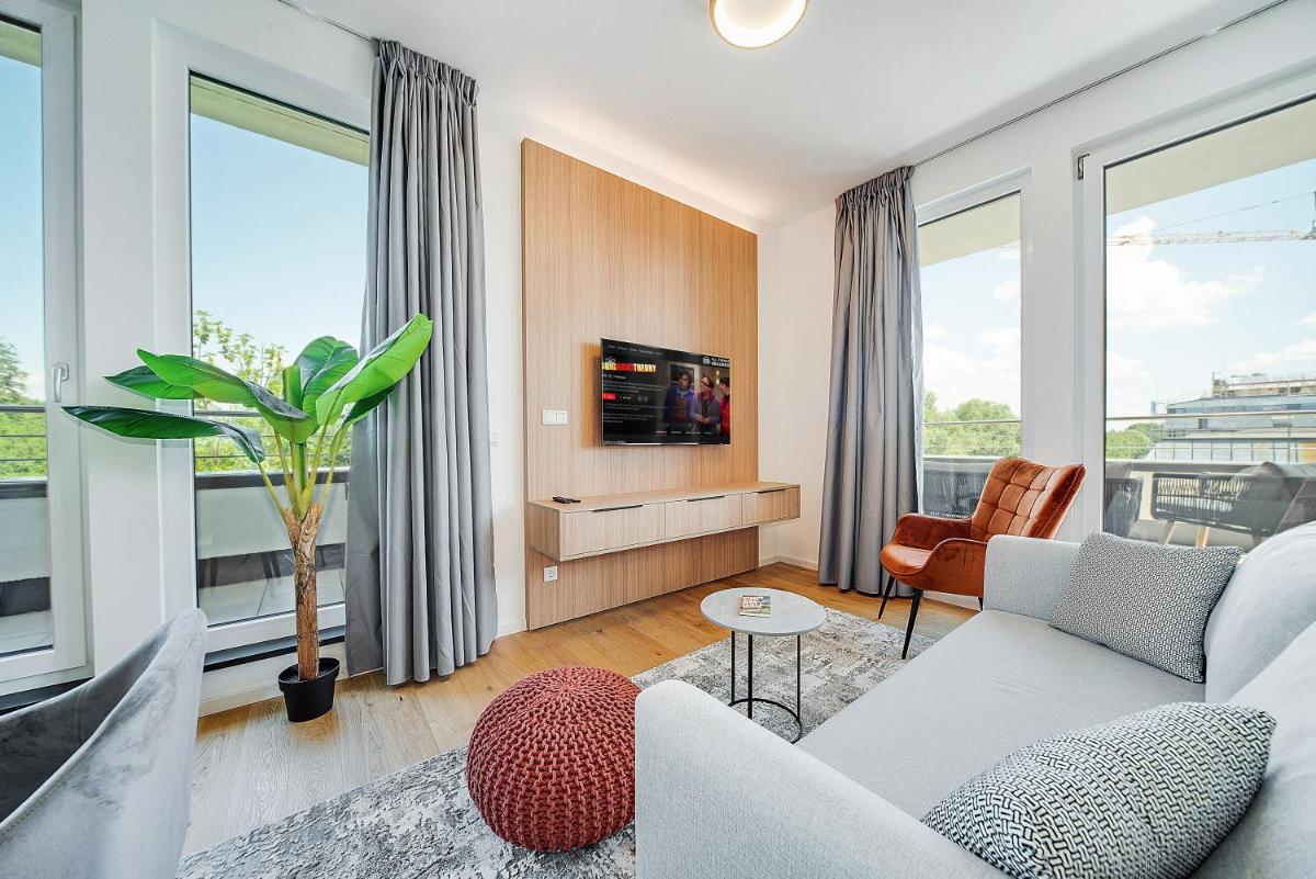 BRIGHT: Rosenheim Aicherpark - Housity