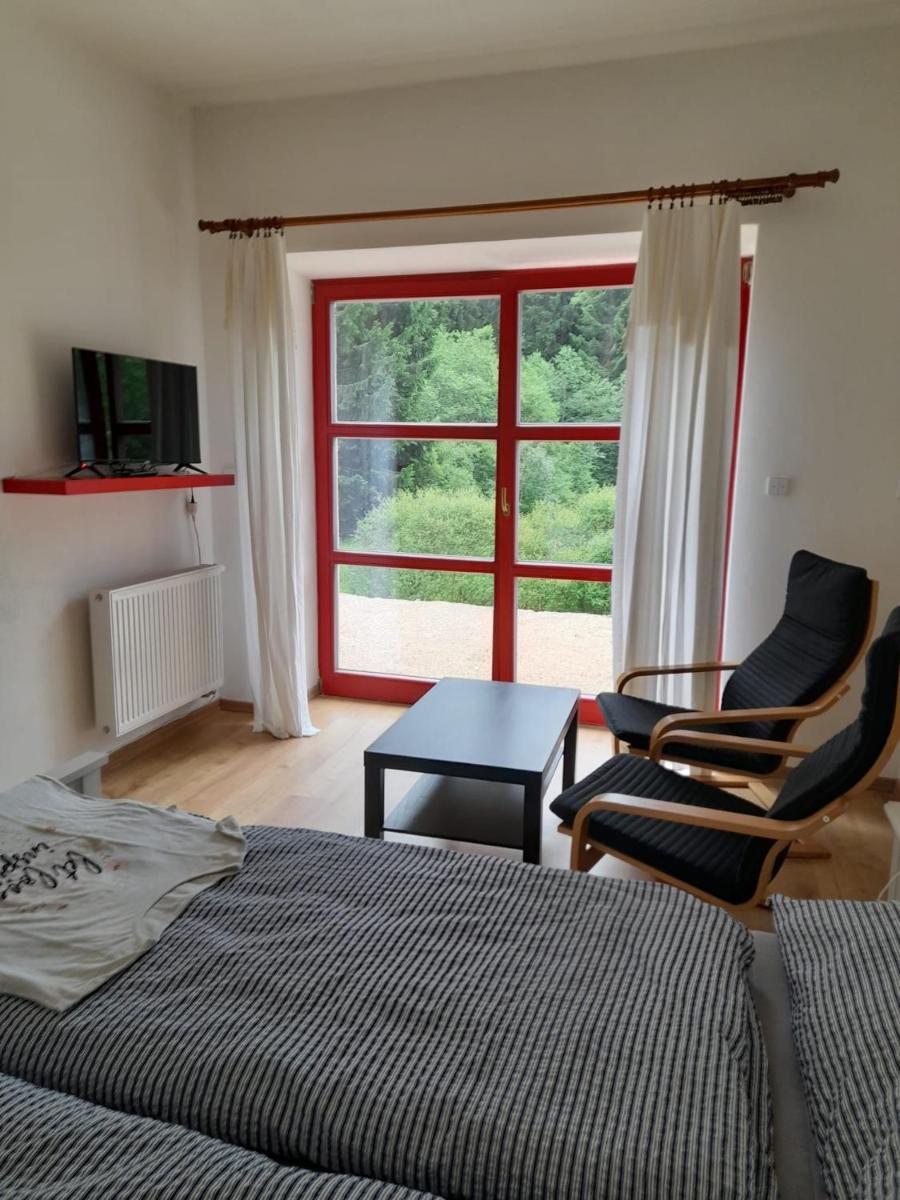 Apartmány Na samotě - Housity