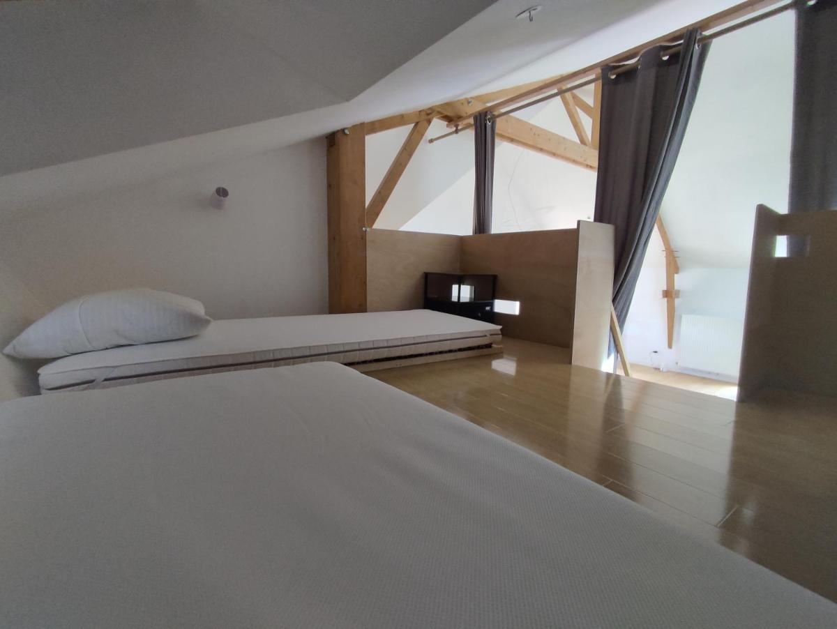 Conviviale - Longère Lumineuse - Charme & Nature - Housity